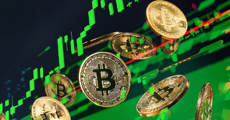 سوق العملات الرقمية يتحدى ركود الأسهم التقنية مع تجاوز بيتكوين حاجز $66,000 وسط شائعات عن ترامب