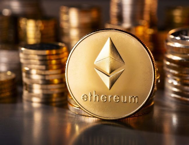 سعر الإيثريوم يقفز إلى 3500 دولار مرة أخرى: هل يمكن للثيران إشعال ارتفاع أعلى؟