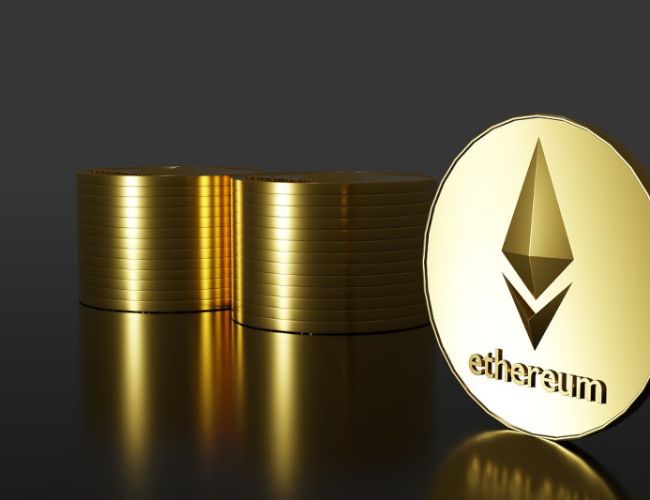 محلل العملات الرقمية يقول إن سعر إيثريوم يتجه إلى ٤٠٠٠ دولار، إليك السبب