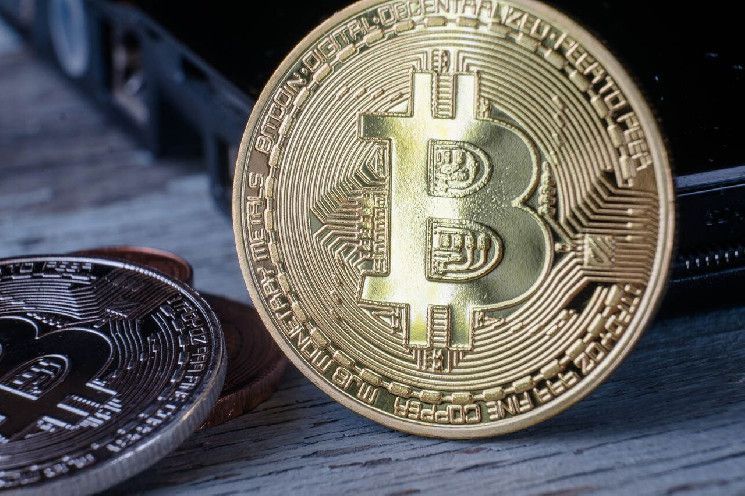 توقعات سعر بيتكوين: ارتفاع BTC بنسبة 4% لتتجاوز $62K، والهدف التالي $66K - اكتشف التفاصيل الآن!