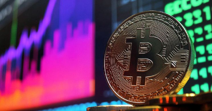 نموذج PlanB لسعر البيتكوين ينحرف بحوالي 130 ألف دولار، تداول البيتكوين أدنى من التوجه منذ 2021 - اكتشف التفاصيل!