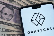 انخفاض حيازات Grayscale Bitcoin Trust بنسبة 55% في النصف الأول من 2024 - تعرف على الأسباب!