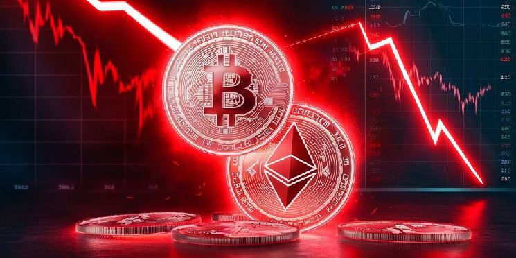 سعر البيتكوين يهبط مجدداً وإيثريوم وسولانا ينخفضان بأكثر من 20% في أغسطس - اكتشف التفاصيل الآن