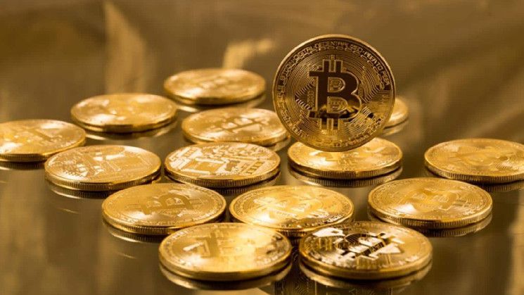 ماذا سيحدث لسعر البيتكوين إذا خفّض الاحتياطي الفيدرالي الفائدة؟ محلل ينشر توقعًا مدهشًا – اقرأ التفاصيل!