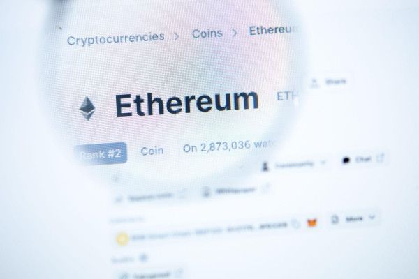 هل يجب الاستثمار في إيثريوم (ETH)؟ الرسوم البيانية والإحصاءات والتحليل لعام 2024: اكتشف الآن!