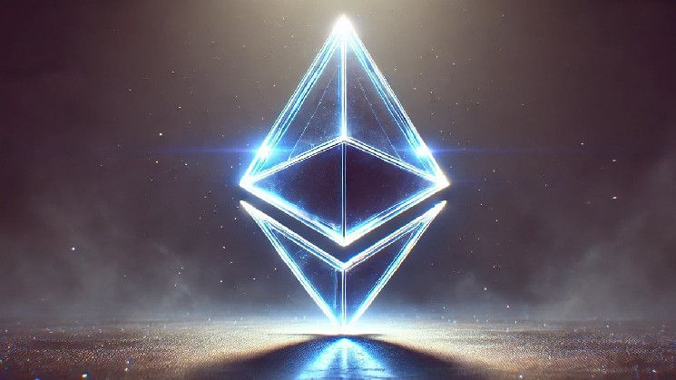 تحليل تقني للإيثريوم: سعر ETH يحافظ على الدعم الأساسي، توقع اختراق صعودي