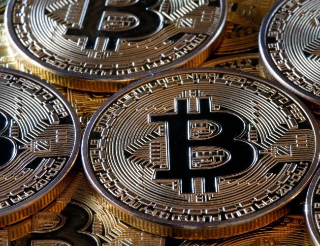 محلل يتوقع وصول قيمة سوق البيتكوين إلى 8 تريليون دولار: اكتشف السعر المتوقع لهذه الزيادة!