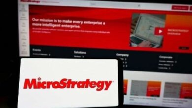 لماذا قد تنهار MicroStrategy دون 100 دولار في عام 2025؟ اكتشف الأسباب الآن!