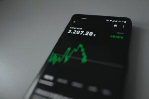 إيثريوم (ETH) في منطقة انكماشية مع انخفاض العرض بعد الدمج – اكتشف التفاصيل الآن!