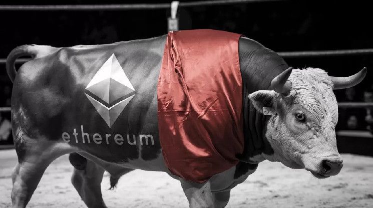 محلل يبشر المستثمرين! "انتظروا يناير! قد يبدأ إيثريوم (ETH) انتعاشة العملات الرقمية البديلة!"