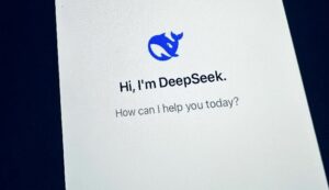 كيف تستغل العملات الاحتيالية اللحظة الفيروسية لـDeepSeek AI لتحقيق الأرباح؟