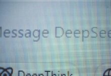 لماذا تنخفض العملات الرقمية؟ تأثير عملات DeepSeek المزيفة على آلاف المتداولين - اكتشف التفاصيل