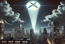 مراقبة سعر XRP: هل يمكن أن يستعيد الزخم بعد انخفاض القيمة السوقية تحت USDT؟