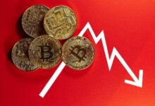 انهيار العملات المشفرة وصل: تراجع كبير في بيتكوين، إيثريوم و XRP - اكتشف التفاصيل الآن!